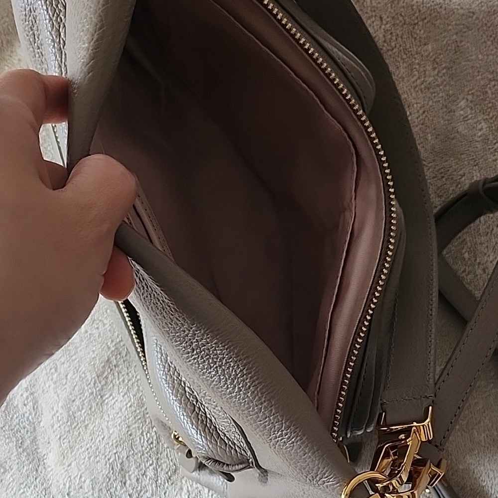 COCCINELLE Hyle MEDIUM Handbag Grained Leather - Picture 12 of 17